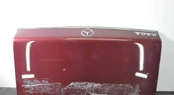 Mercedes-Benz W123 Tailgate/boot cover trim set 