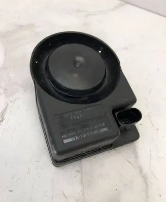 Audi A4 S4 B8 8K Alarm system siren 1K0951605C
