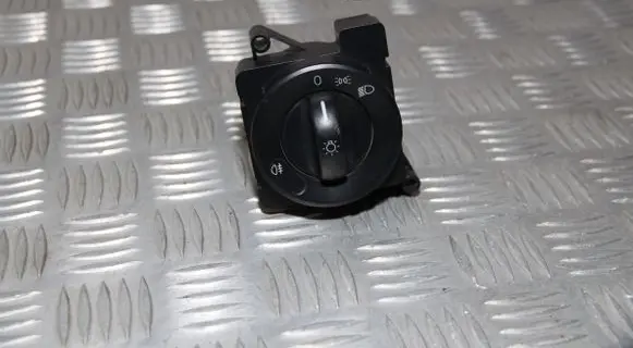 Light switch
