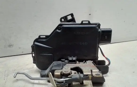Audi A6 S6 C5 4B Front door lock 4B1837016B