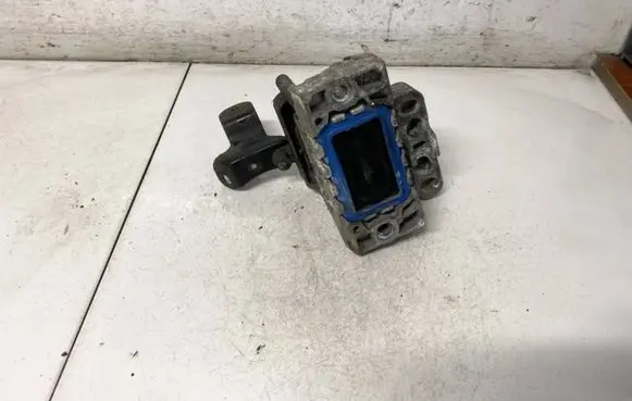 Volkswagen Caddy Engine mount bracket 1K0199262 1K0199262ba