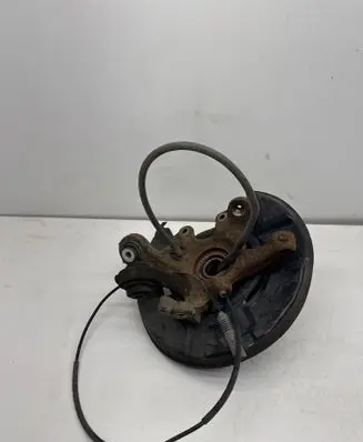 BMW 1 E82 E88 Rear wheel hub