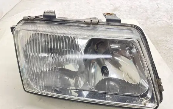 Audi A3 S3 8L Headlight/headlamp 4461107R