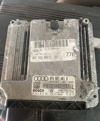Audi A6 S6 C6 4F Engine control unit/module 4F0907401B