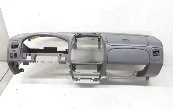 Nissan Navara D22 Dashboard