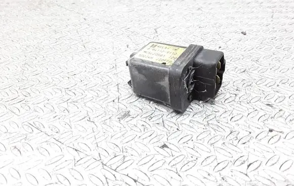 Opel Frontera A Other relay 8941129110