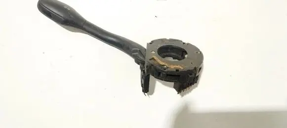 Volkswagen PASSAT B4 Indicator stalk