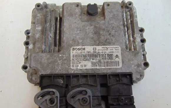Peugeot 206 Engine control unit/module 9663475680