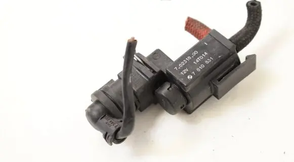 BMW 5 F10 F11 Turbo solenoid valve 7810831
