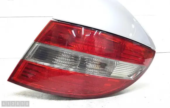 Mercedes-Benz C W204 Rear/tail lights a2038205264kz