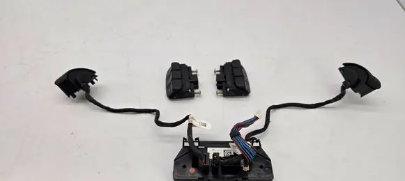 Audi A3 S3 8P Steering wheel buttons/switches 8E0951527L 8E0951527A 61340351