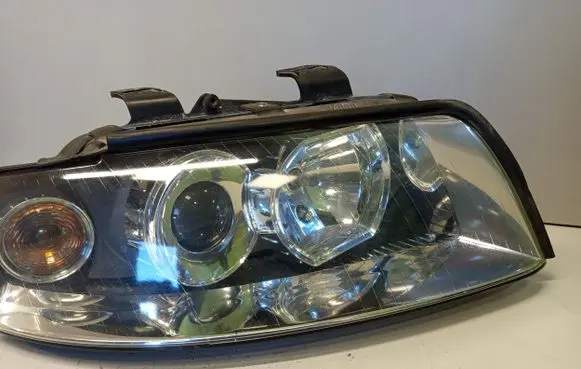 Audi A4 S4 B6 8E 8H Headlight/headlamp 8E0941004F