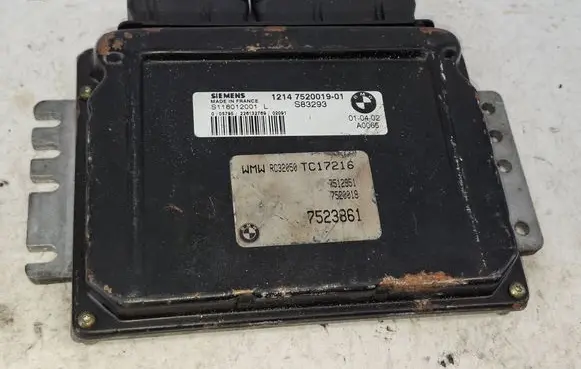 Mini One - Cooper R50 - 53 Engine control unit/module 7520019 S83293