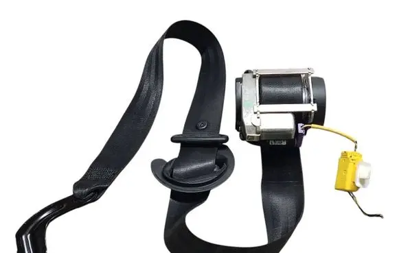 Volkswagen Golf Plus Front seatbelt 5M1857705 1T0857731 193857737A