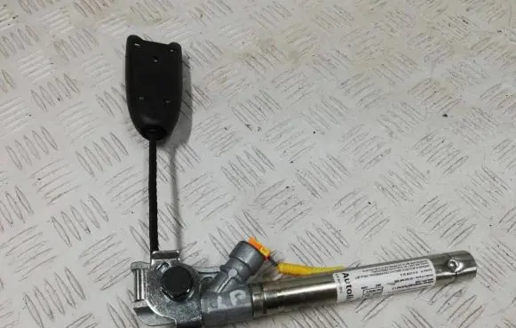 Alfa Romeo Mito Front seatbelt