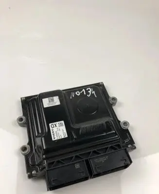 Volvo V40 Engine control unit/module 31452623