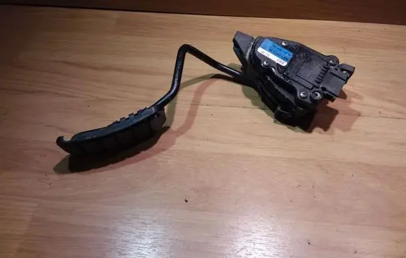 Renault Vel Satis Accelerator throttle pedal 8200004938