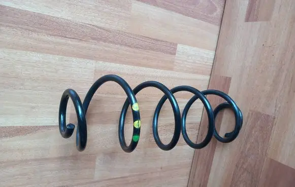 Citroen C4 II Picasso Rear coil spring 9805385380