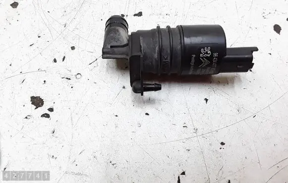 Citroen C5 Windscreen/windshield washer pump 9643447780