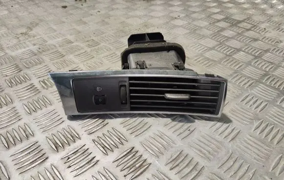 Audi A6 S6 C6 4F Dashboard side air vent grill/cover trim 4F2820902B