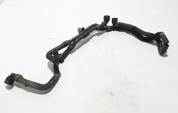 Skoda Octavia Mk4 Engine coolant pipe/hose 3Q0121070S