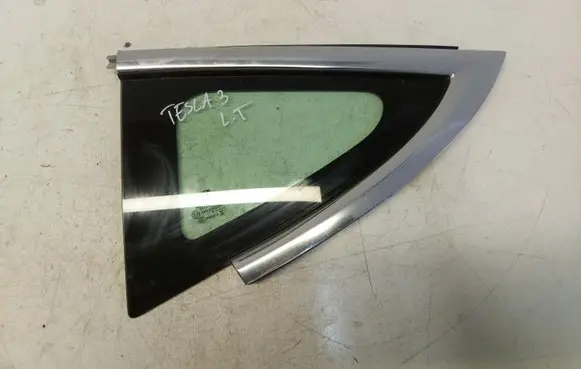 Tesla Model 3 Rear side window 1080703-00-H