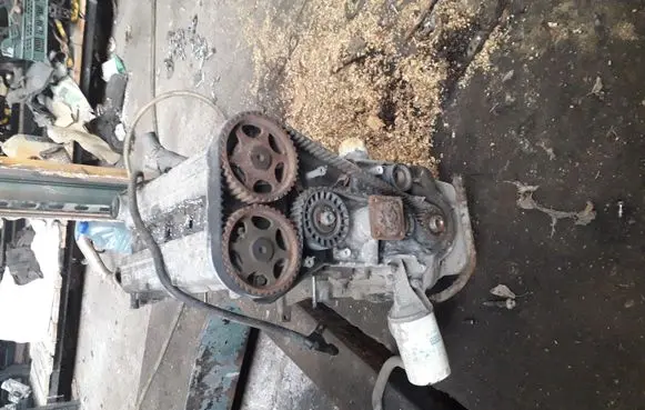 Ford Mondeo MK I Engine