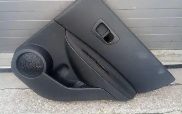 Nissan Qashqai Rear door card panel trim