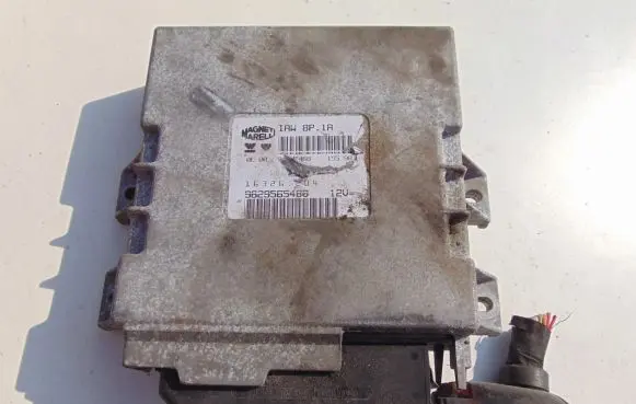 Citroen Xsara Engine control unit/module 9629565480