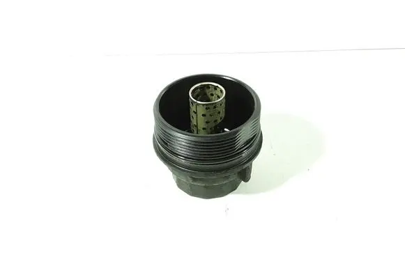Toyota Yaris Oil filter cover 