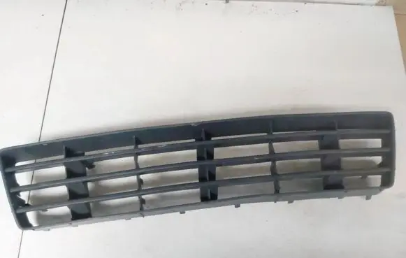 Front bumper lower grill