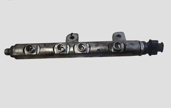 Jaguar XF X250 Fuel main line pipe 9X2Q9D280FA