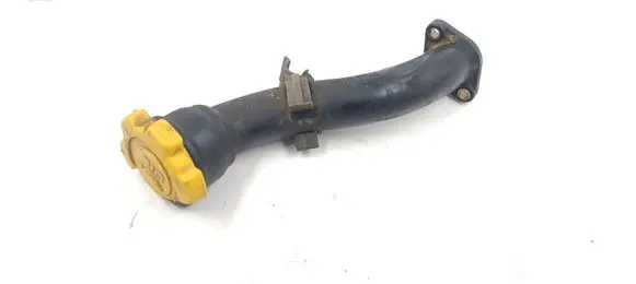 Subaru Legacy Oil fill pipe 
