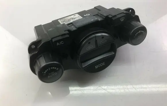 KIA Rio Climate control unit 972501GHE0DBT S606