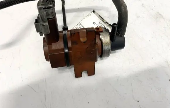 Mazda 3 I Turbo solenoid valve 9652570180 70096803