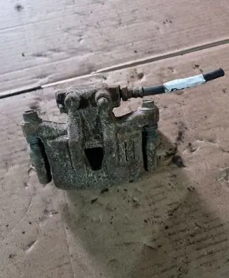 Mitsubishi Grandis Rear brake caliper NOCODE