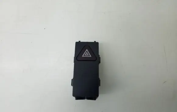 Mercedes-Benz E W212 Hazard light switch A2129052600