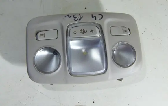 Citroen C4 II Picasso Rear seat light