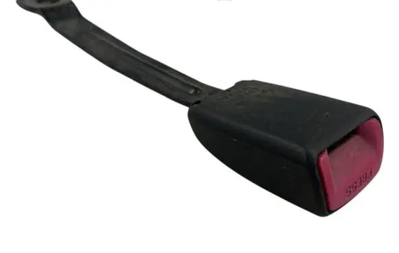 Peugeot 107 Front seatbelt buckle E034501