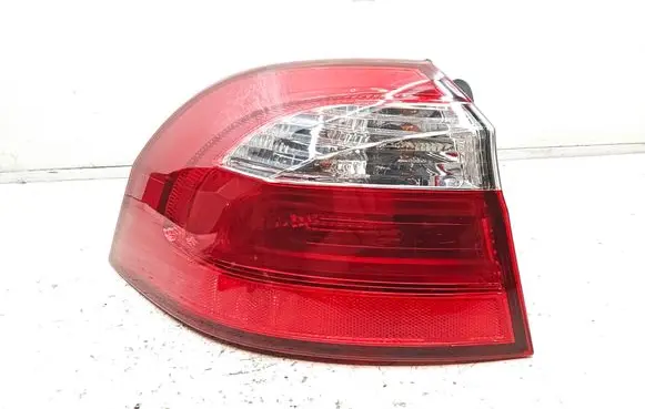 KIA Rio Rear/tail lights 082231958L