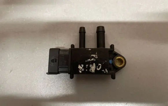Opel Astra K Air pressure sensor 55599659