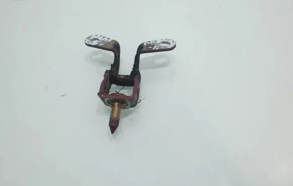 Jeep Grand Cherokee Tailgate/trunk/boot hinge