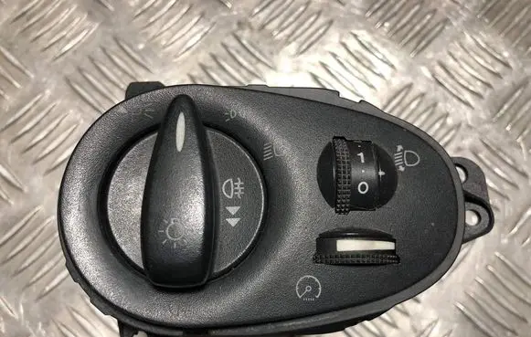 Ford Focus Light switch 49861G52 49851992
