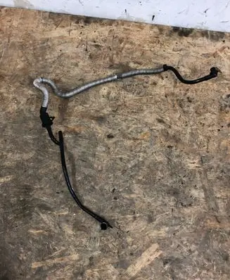 Audi Q3 8U Vacuum line/pipe/hose 5N0612041BJ