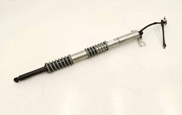 BMW 5 F10 F11 Tailgate/trunk strut/damper 7207015