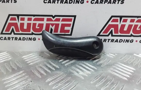 BMW 5 E39 Engine bonnet (hood) release handle 7008963 22339910 7008933