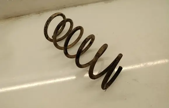 Volvo XC60 Rear coil spring 
