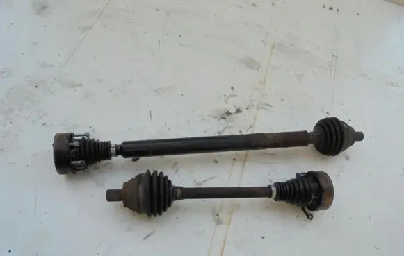 Volkswagen Touran III Front driveshaft
