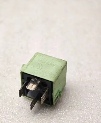 BMW 3 E46 Other relay 8373700 233435032