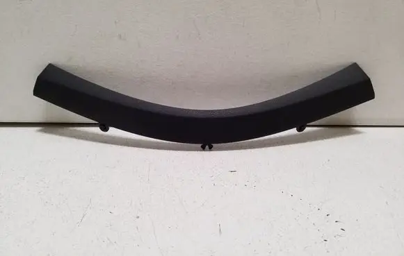 Nissan Leaf I (ZE0) Panel trim 682353NM0A 682T13NM0A